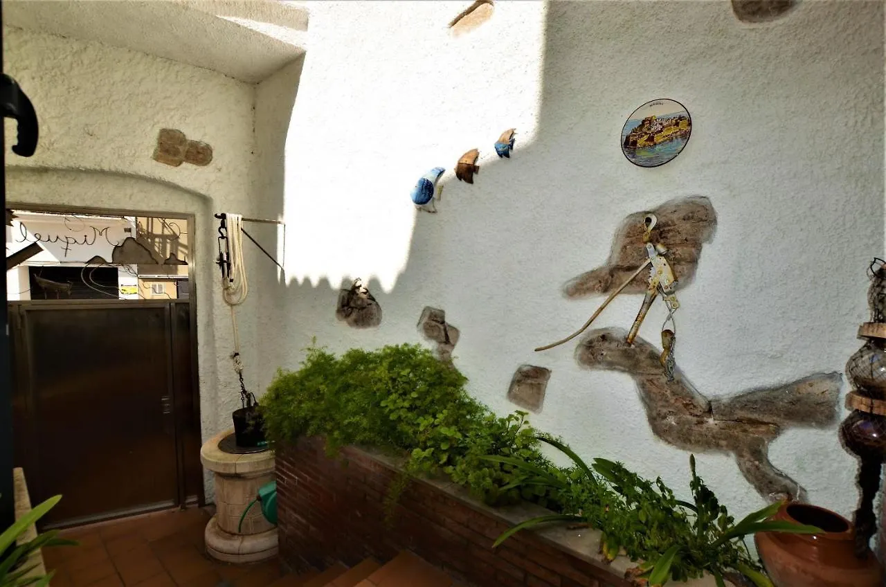 Luxury House 8 Persons Front The Beach Blanes Costa Brava Espanha