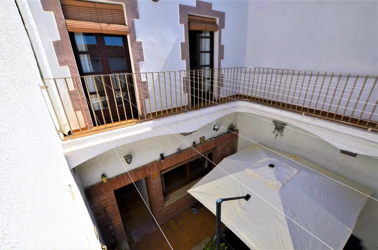 Luxury House 8 Persons Front The Beach Blanes Costa Brava 0*,  Espanha